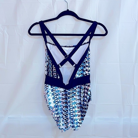 Next One Piece Swim Suit Size S - Picture 3 of 5